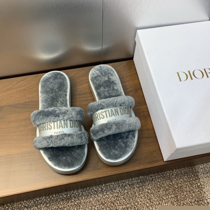 ch**an D*or slippers